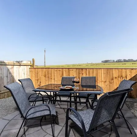 Auckland View - A Comfy & Spacious 4Bed With Views Coundon Exterior photo