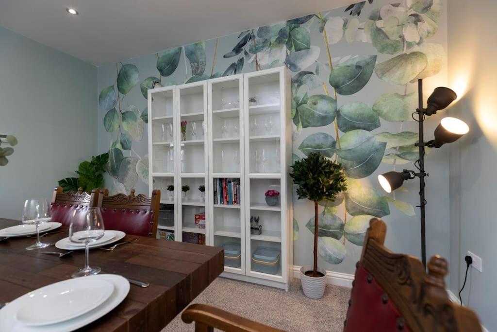 Auckland View - A Comfy & Spacious 4bed With Views Holiday home